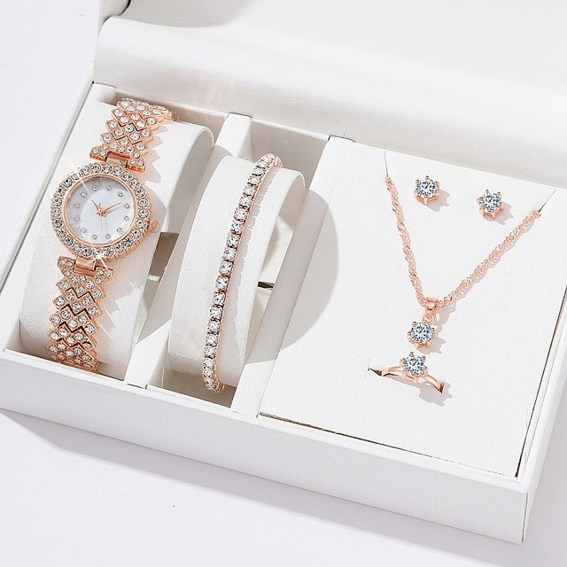 Diamond Women Watches Luxury Fashion Rhinestone Quartz